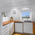 Amber - 300m From The Sea By Interhome