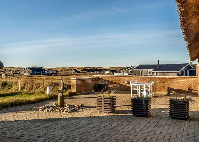 Amber - 300m From The Sea By Interhome